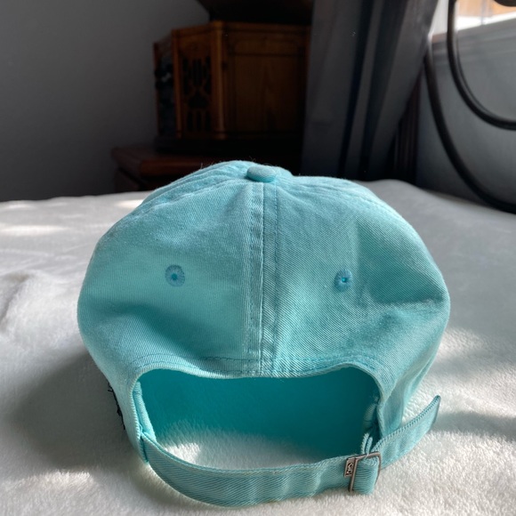 Martha’s Vineyard turquoise hat. - Picture 4 of 6